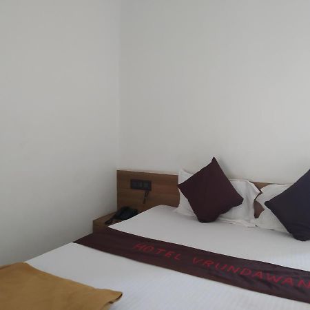 Hotel Vrundavan Poona Buitenkant foto