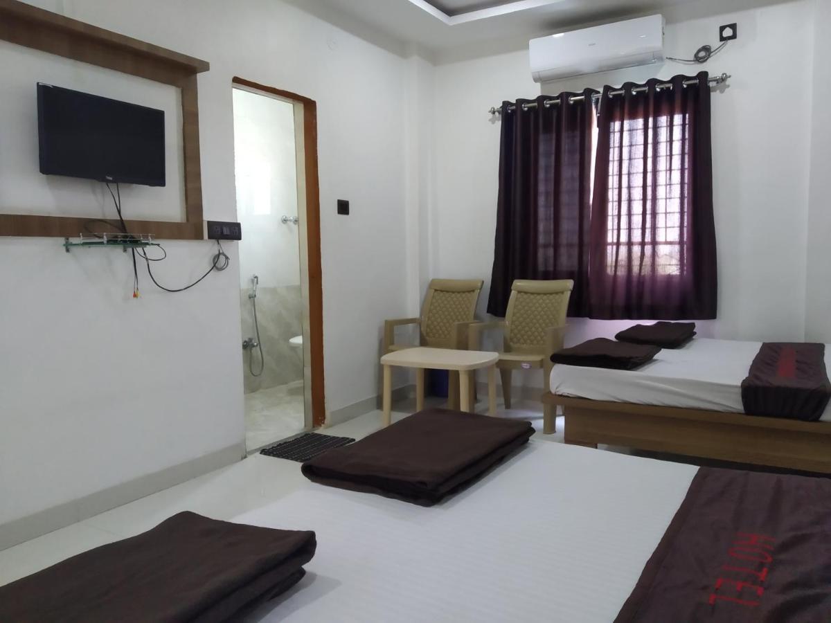 Hotel Vrundavan Poona Buitenkant foto